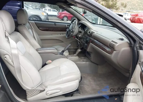 2004 Chrysler Sebring Limited z USA, uszkodzony, nr VIN 1C3EL65R64N228606